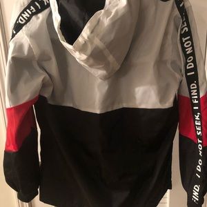 SOLD Wind Breaker